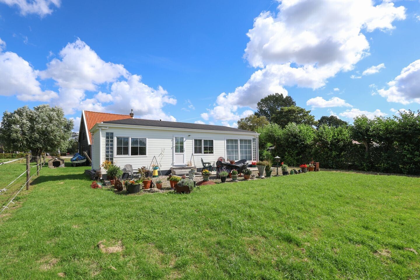 Vrijstaande woning te koop: Bollaarsdijk 2, Oostvoorne