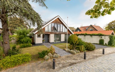 Voorweg 42