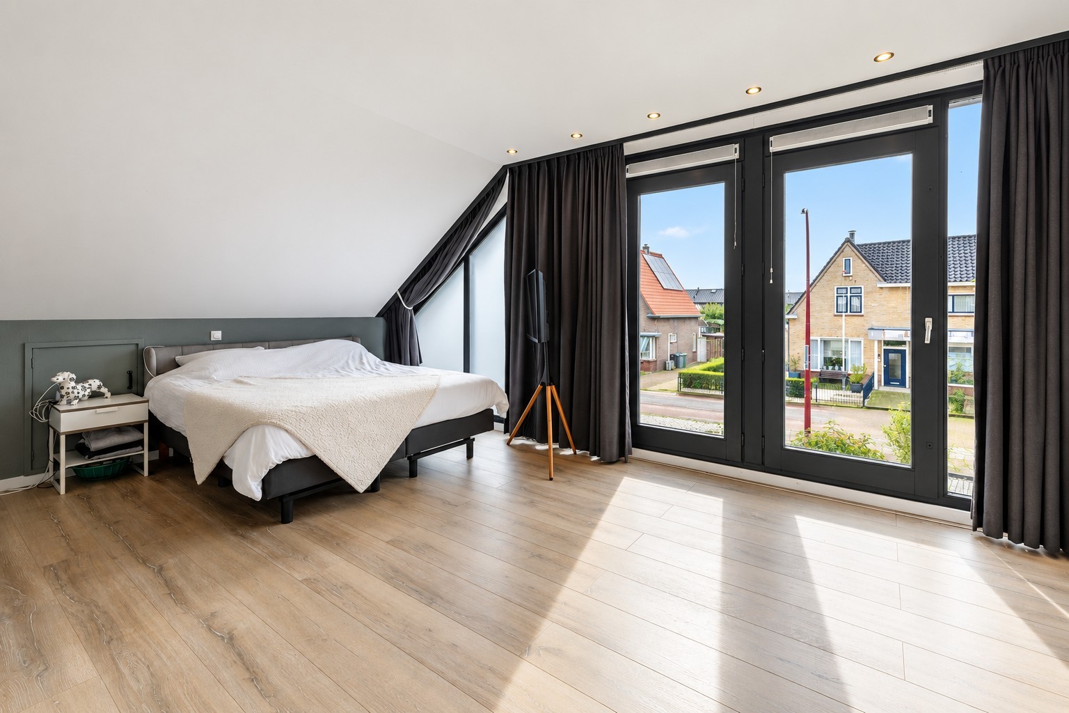 Vrijstaande woning te koop: Voorweg 42, Oostvoorne