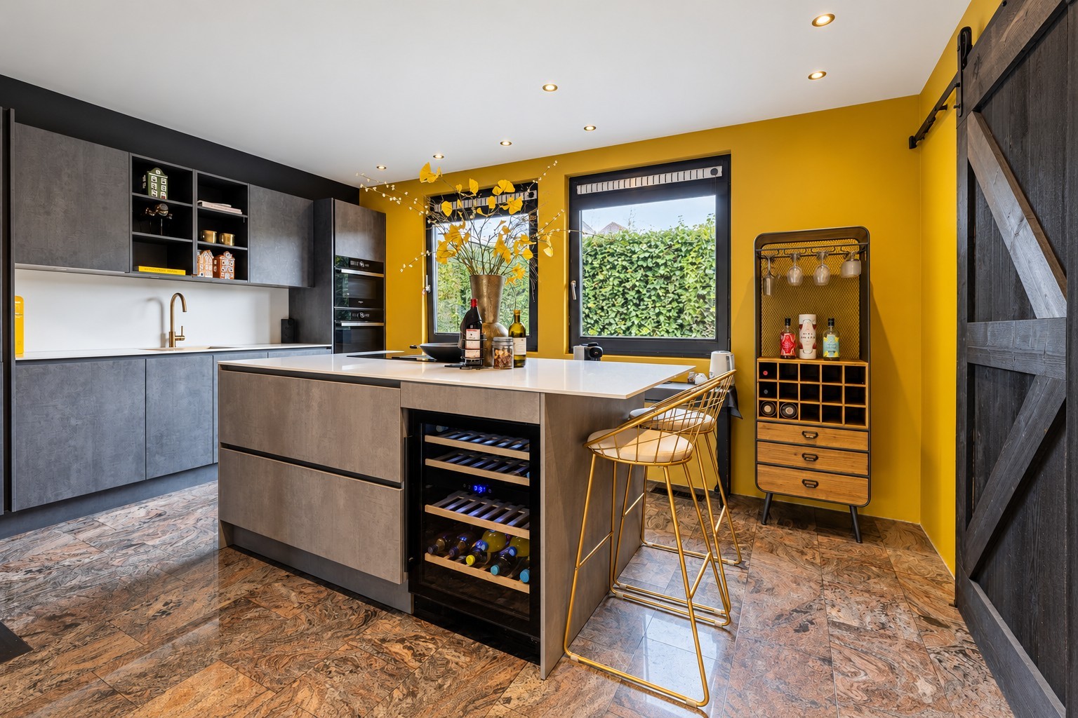 Vrijstaande woning te koop: Voorweg 42, Oostvoorne
