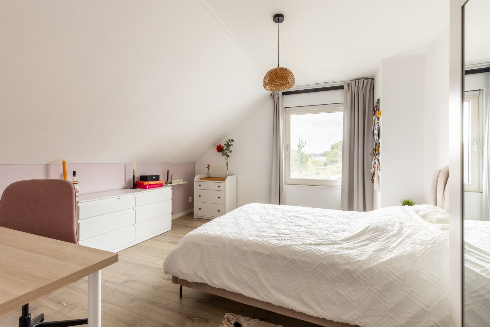 Vrijstaande woning te koop: Voorweg 42, Oostvoorne