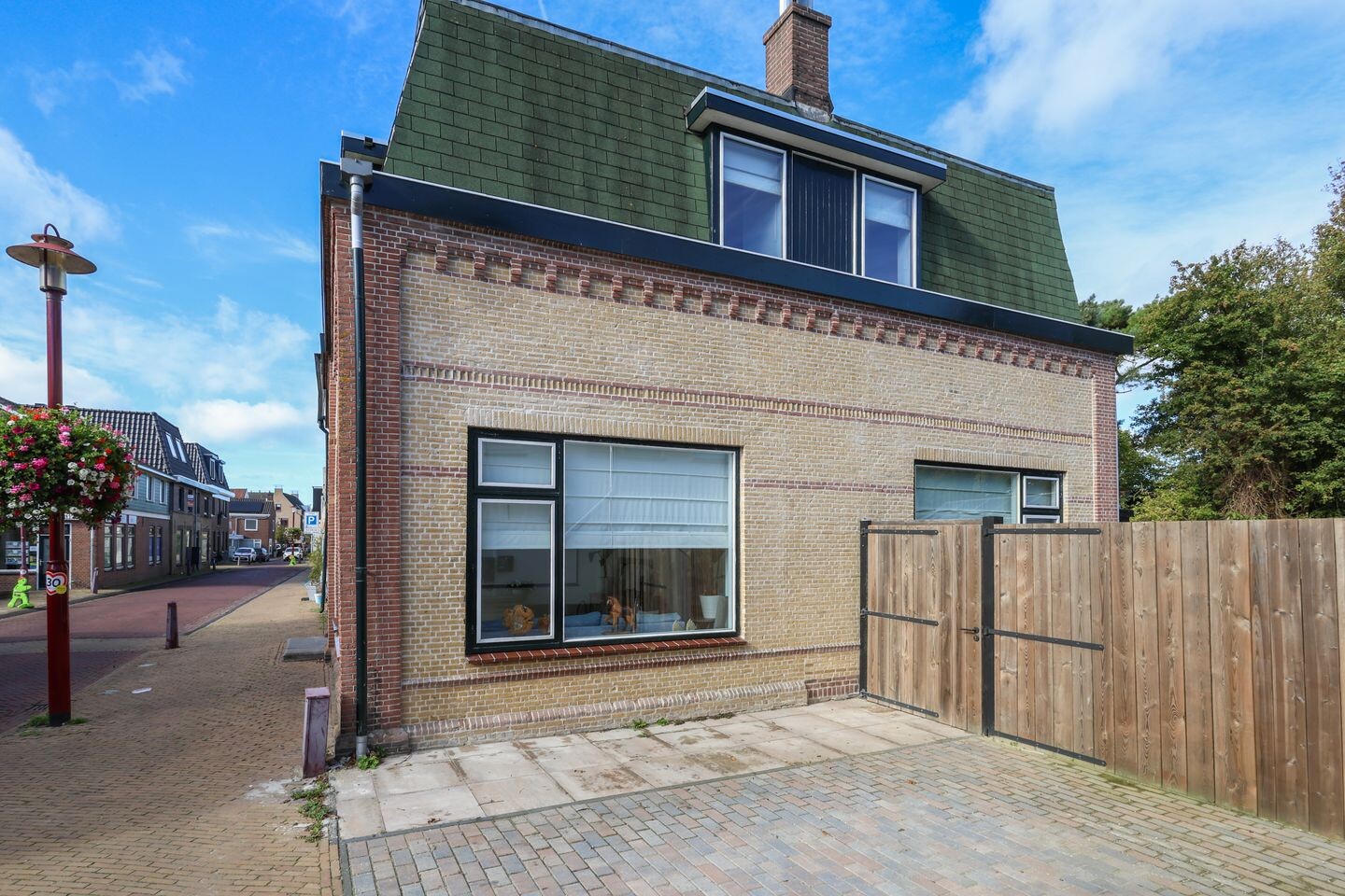 Twee-onder-één-kap te koop: Dorpsweg 48, Rockanje