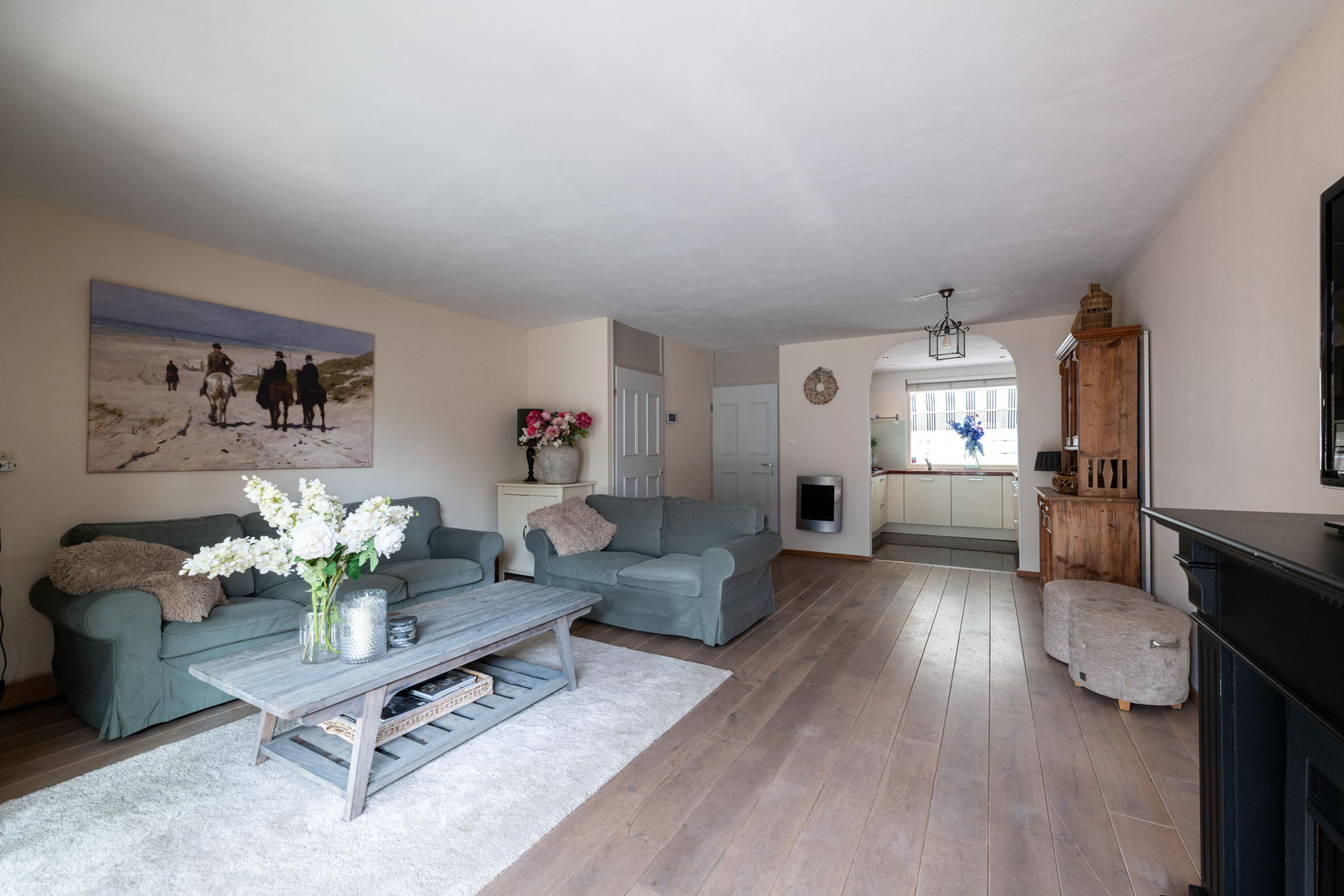 Tussenwoning te koop: Julianalaan 43, Zwartewaal