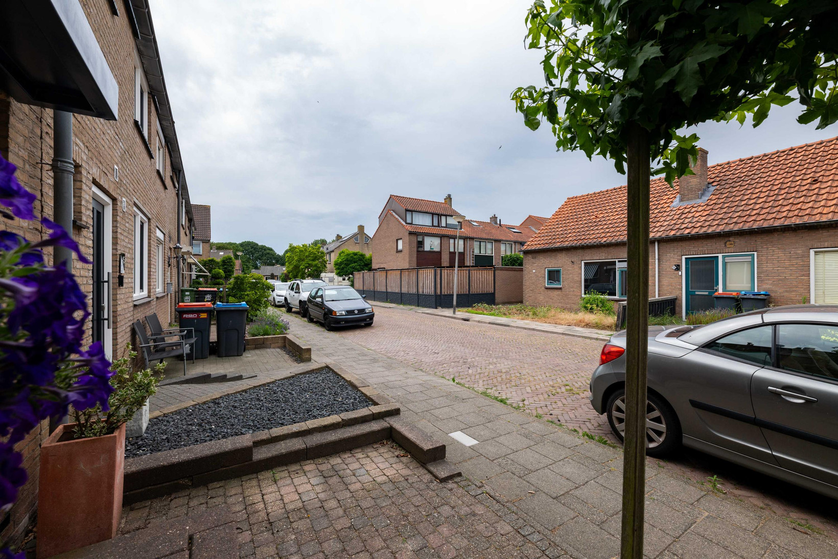 Tussenwoning te koop: Julianalaan 43, Zwartewaal