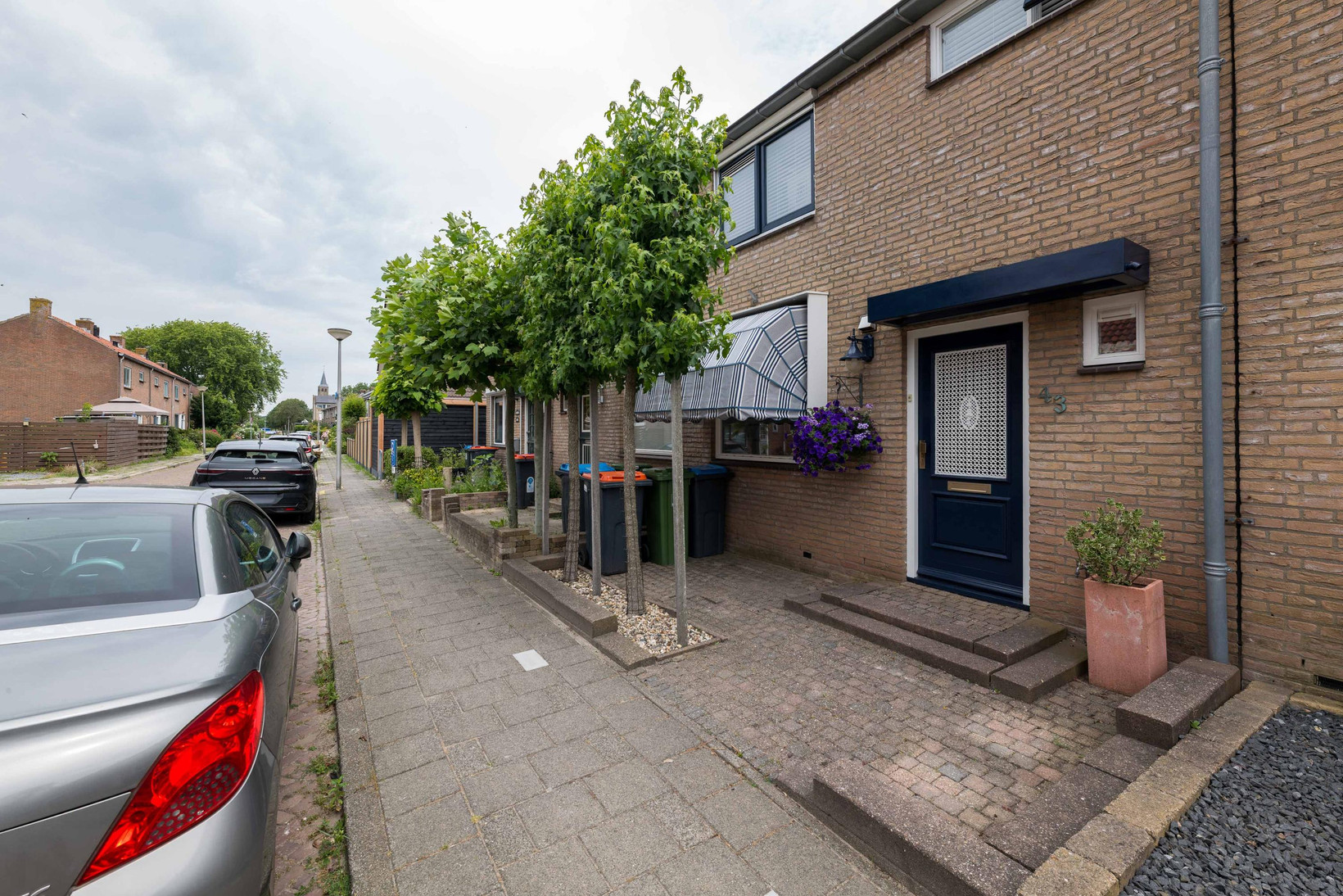 Tussenwoning te koop: Julianalaan 43, Zwartewaal