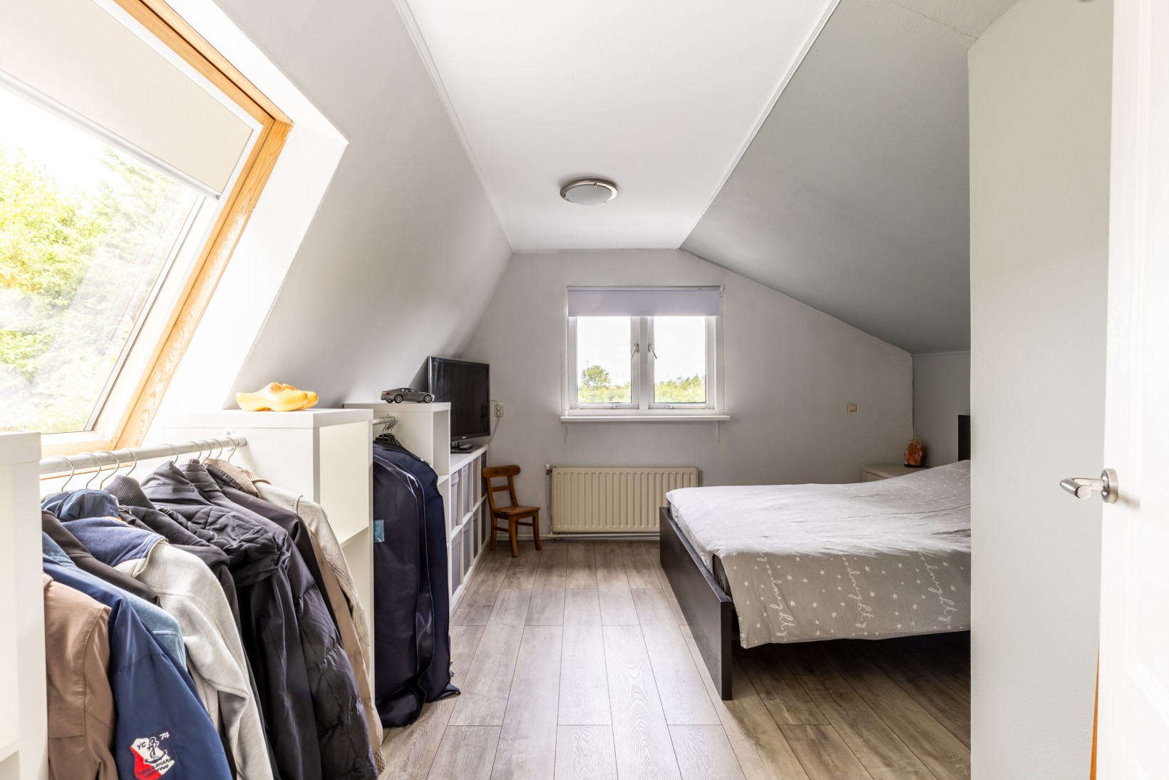 Vrijstaande woning te koop: Rijswaardsedijk 17, Zwartewaal