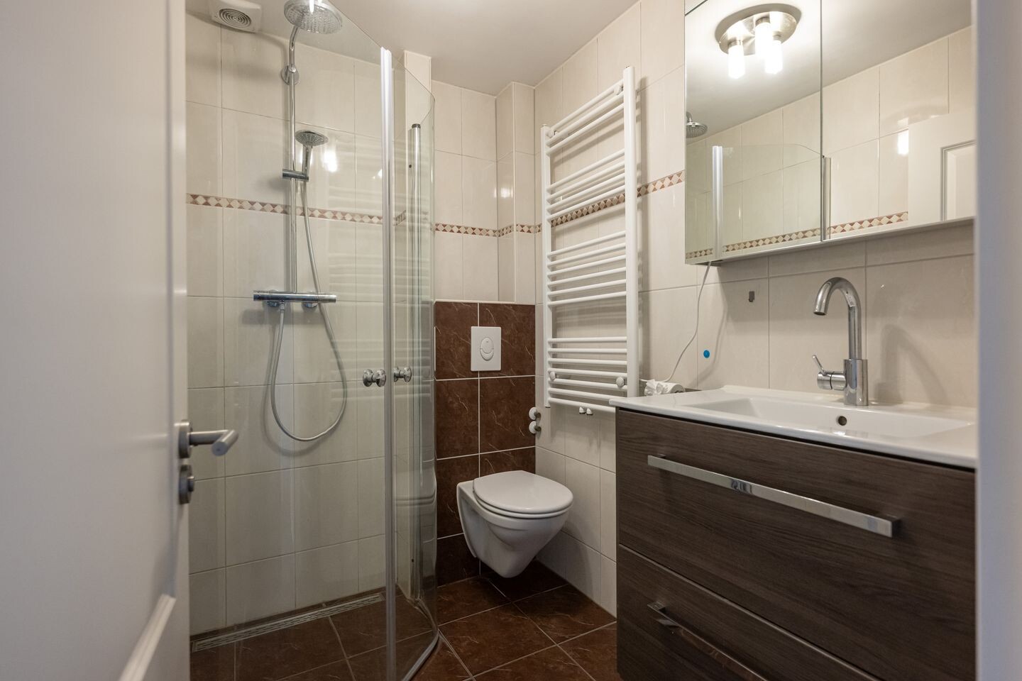 Tussenwoning te koop: Doetinchemsestraat 39, Middelharnis