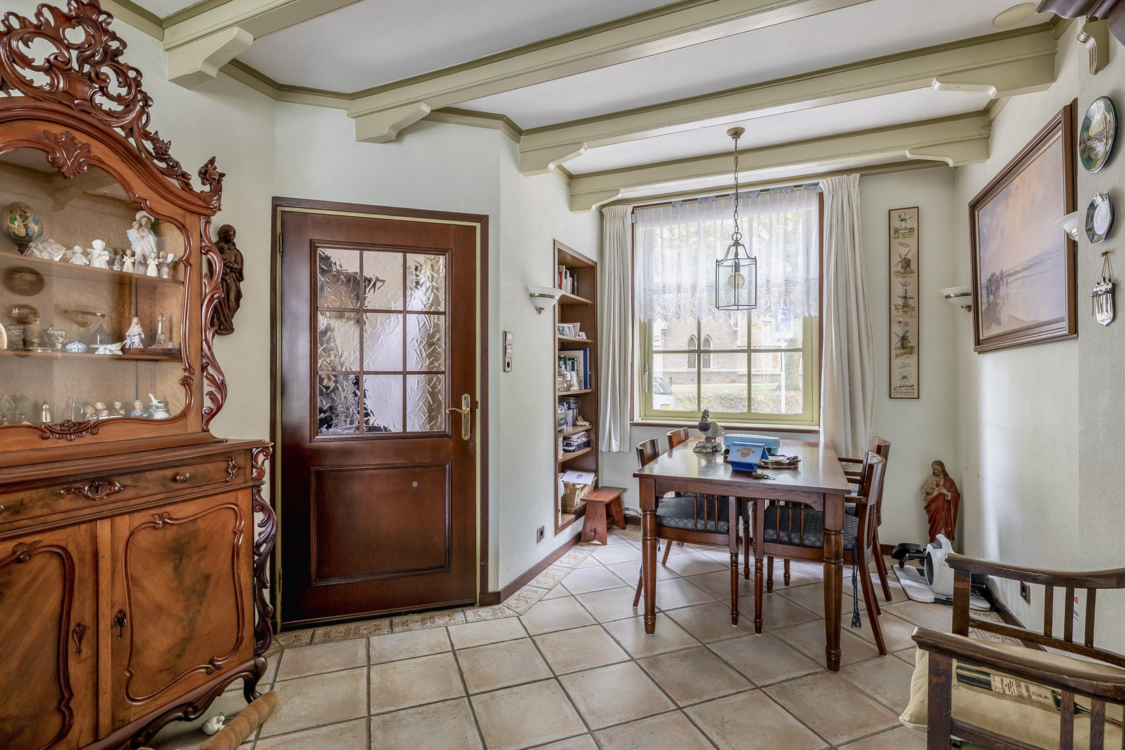 Tussenwoning te koop: Ring 38, Middelharnis
