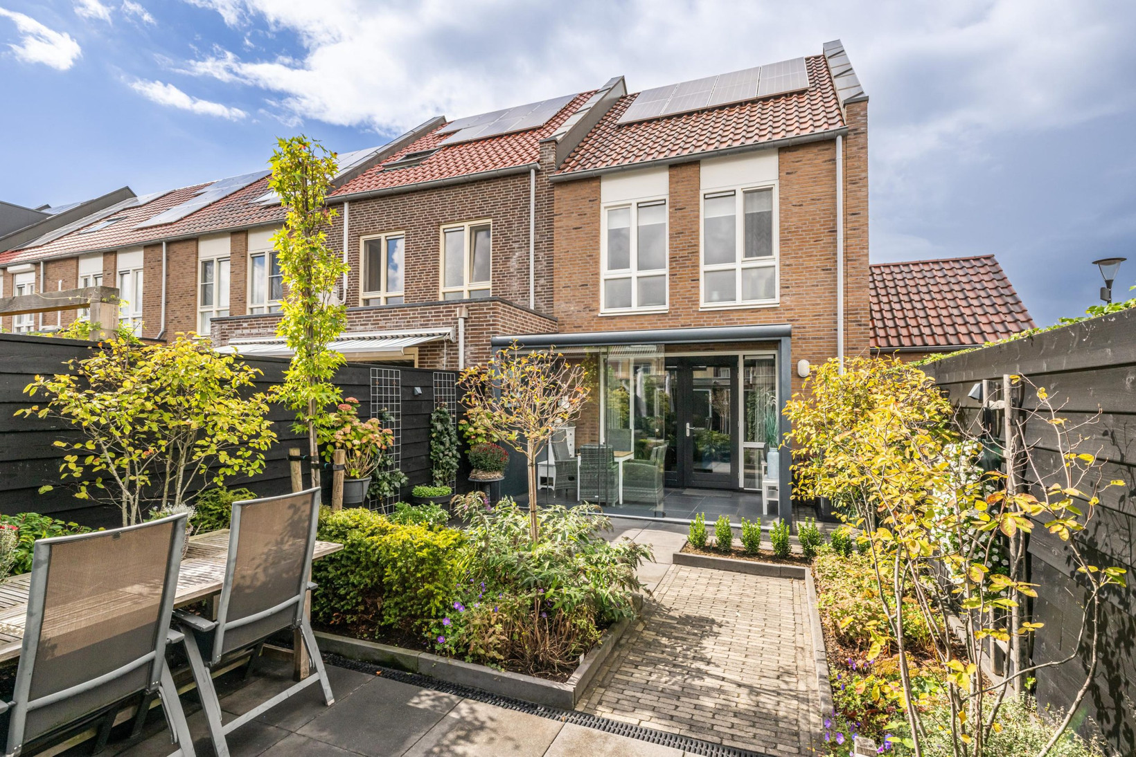 Hoekwoning te koop: Buitenring 50, Middelharnis