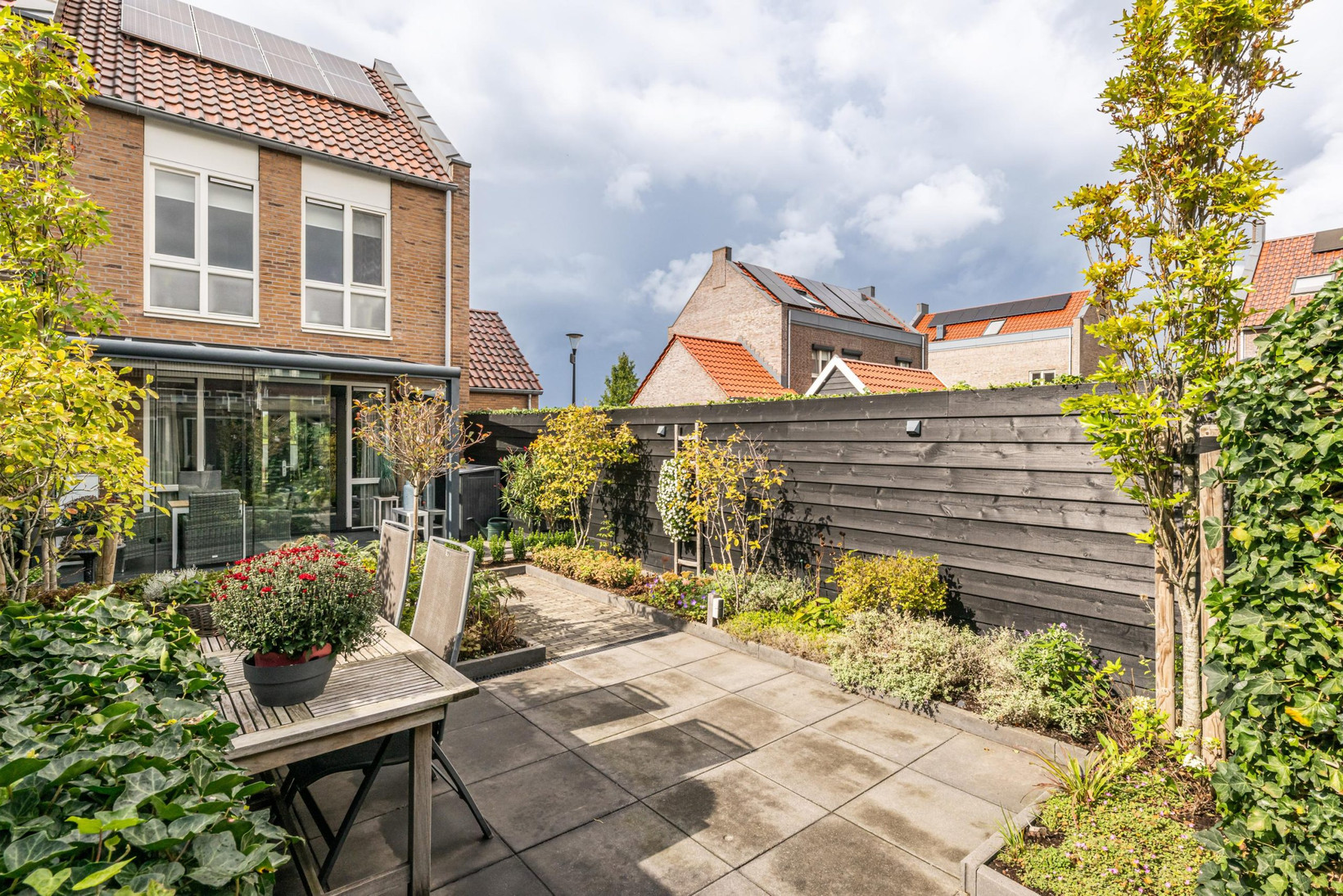 Hoekwoning te koop: Buitenring 50, Middelharnis