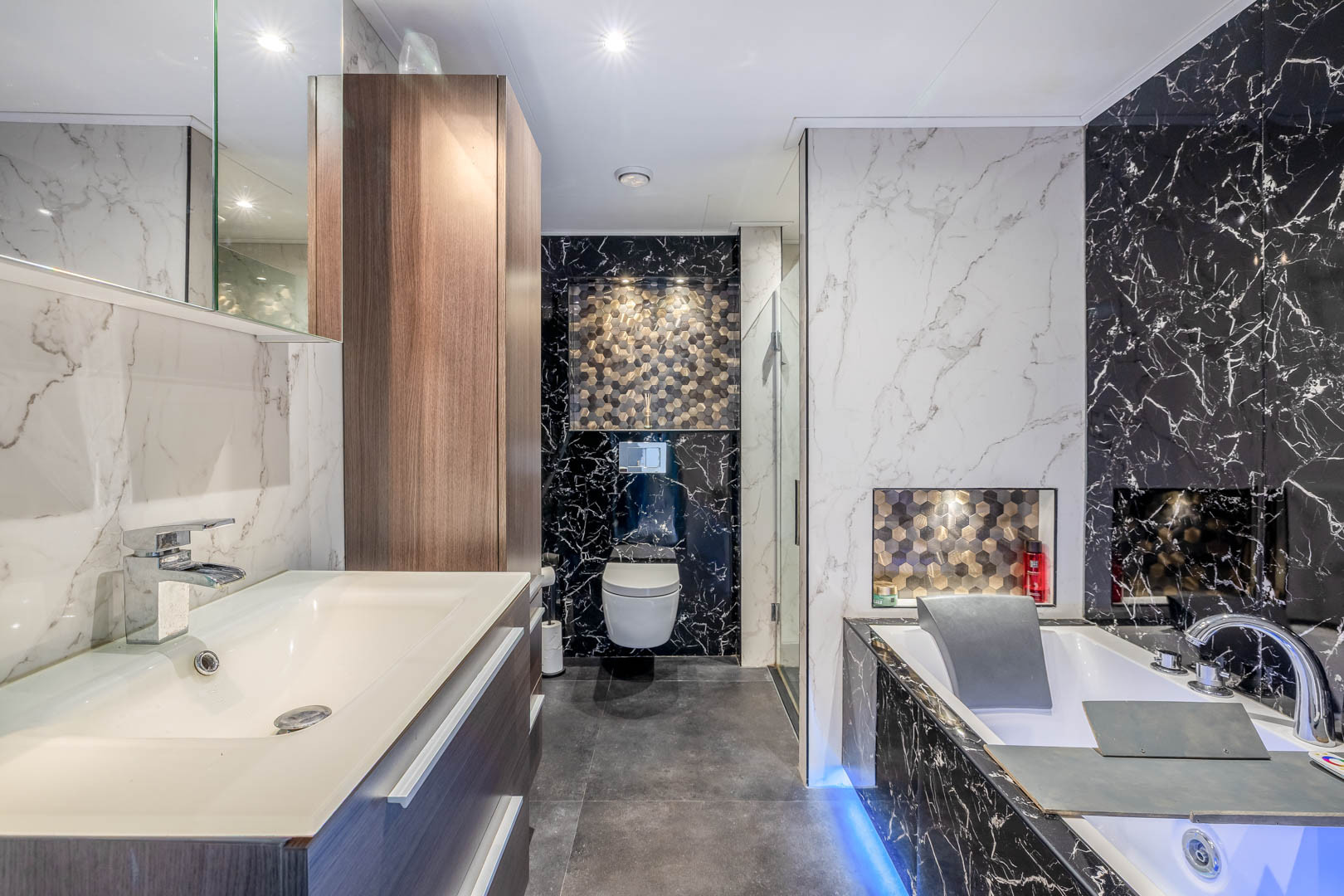 Hoekwoning te koop: Rottenburgseweg 98, Middelharnis