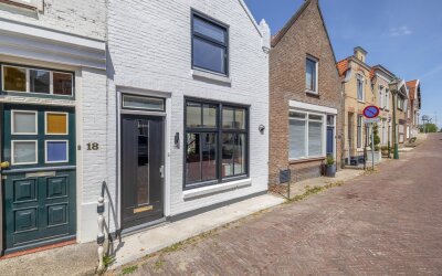 Voorstraat 16