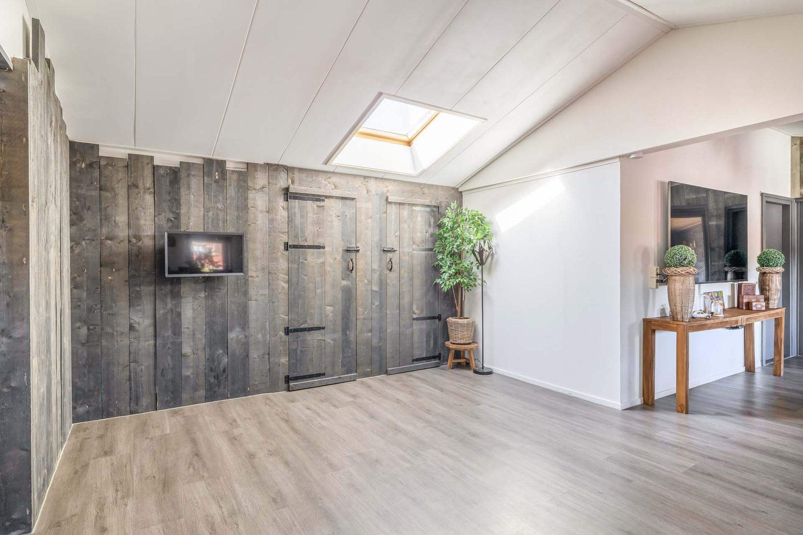 Tussenwoning te koop: Noordelijke Achterweg 12, Nieuwe-Tonge