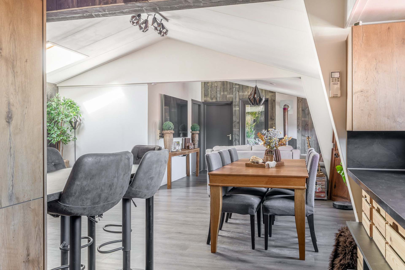 Tussenwoning te koop: Noordelijke Achterweg 12, Nieuwe-Tonge