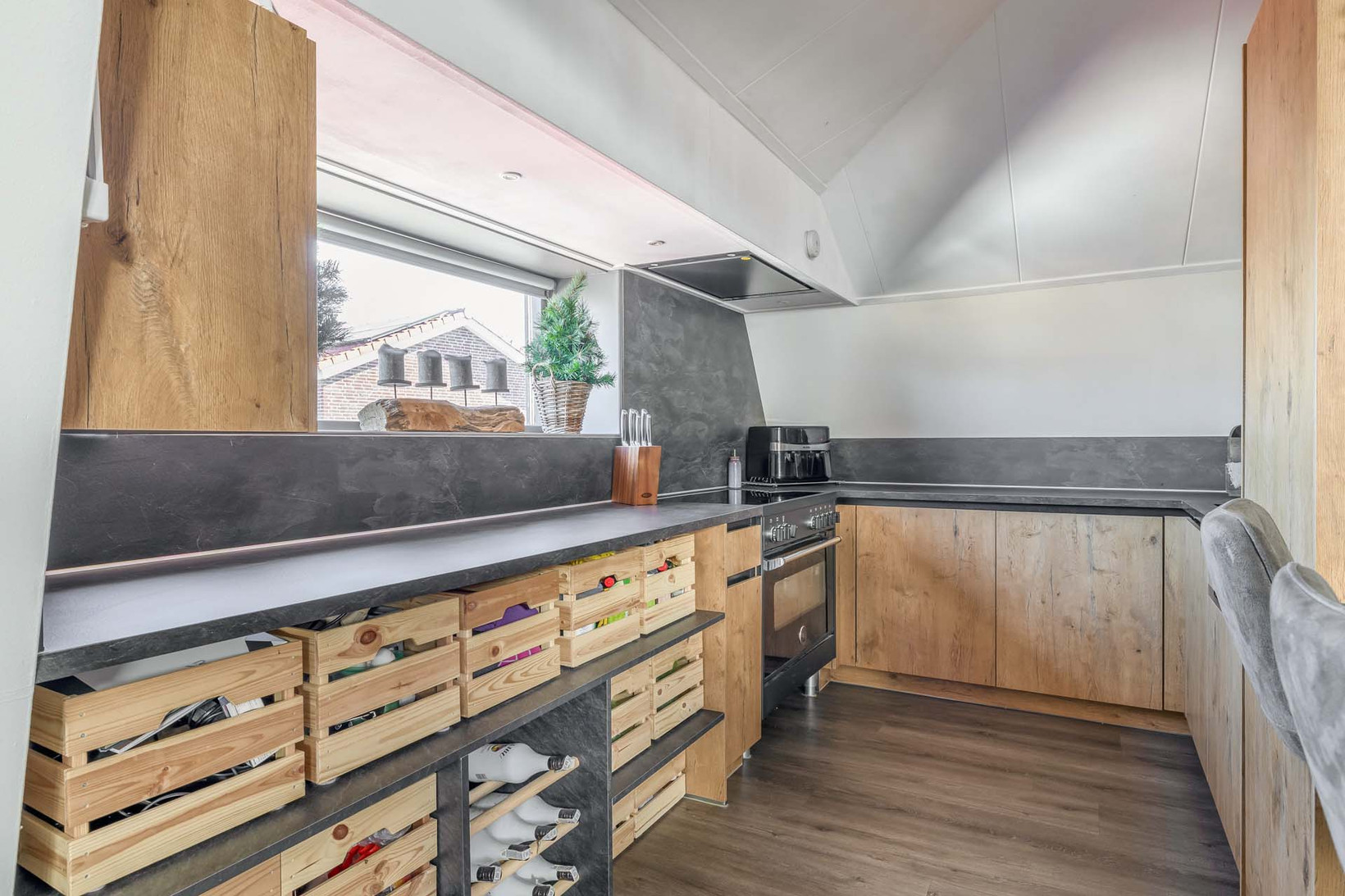 Tussenwoning te koop: Noordelijke Achterweg 12, Nieuwe-Tonge