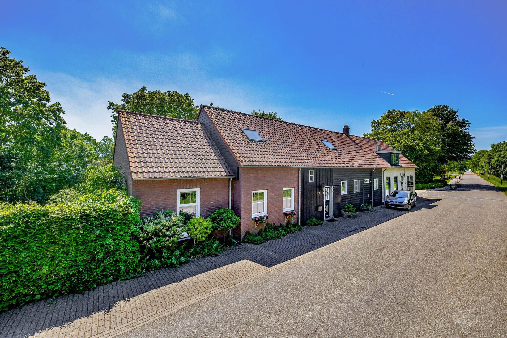 Twee-onder-één-kap te koop: Westdijk 21, Nieuwe-Tonge