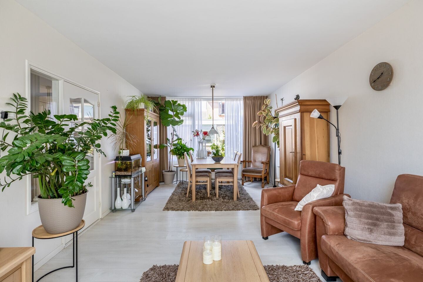 Hoekwoning te koop: Hertog Jan van Beierenlaan 37, Nieuwe-Tonge