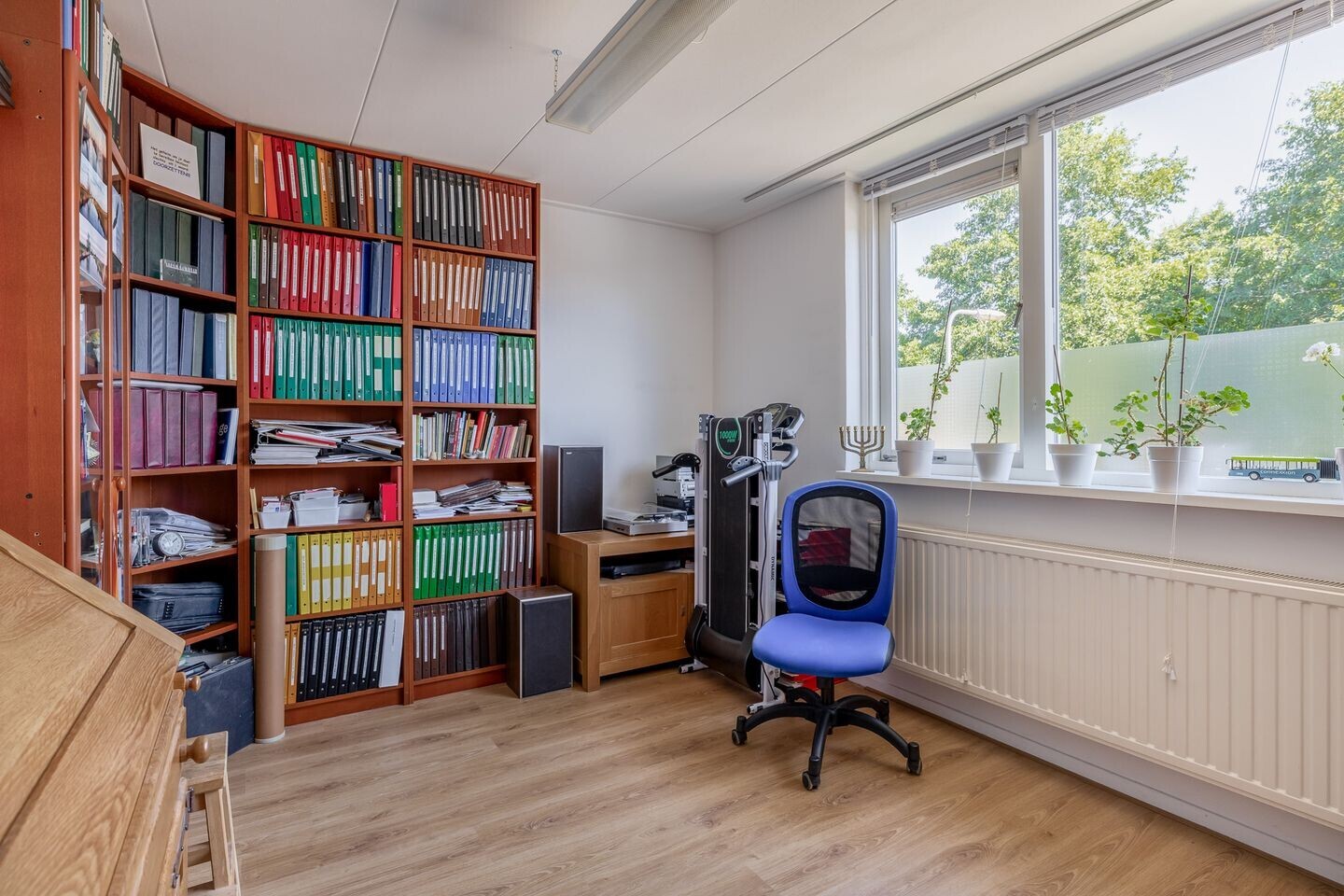 Hoekwoning te koop: Hertog Jan van Beierenlaan 37, Nieuwe-Tonge