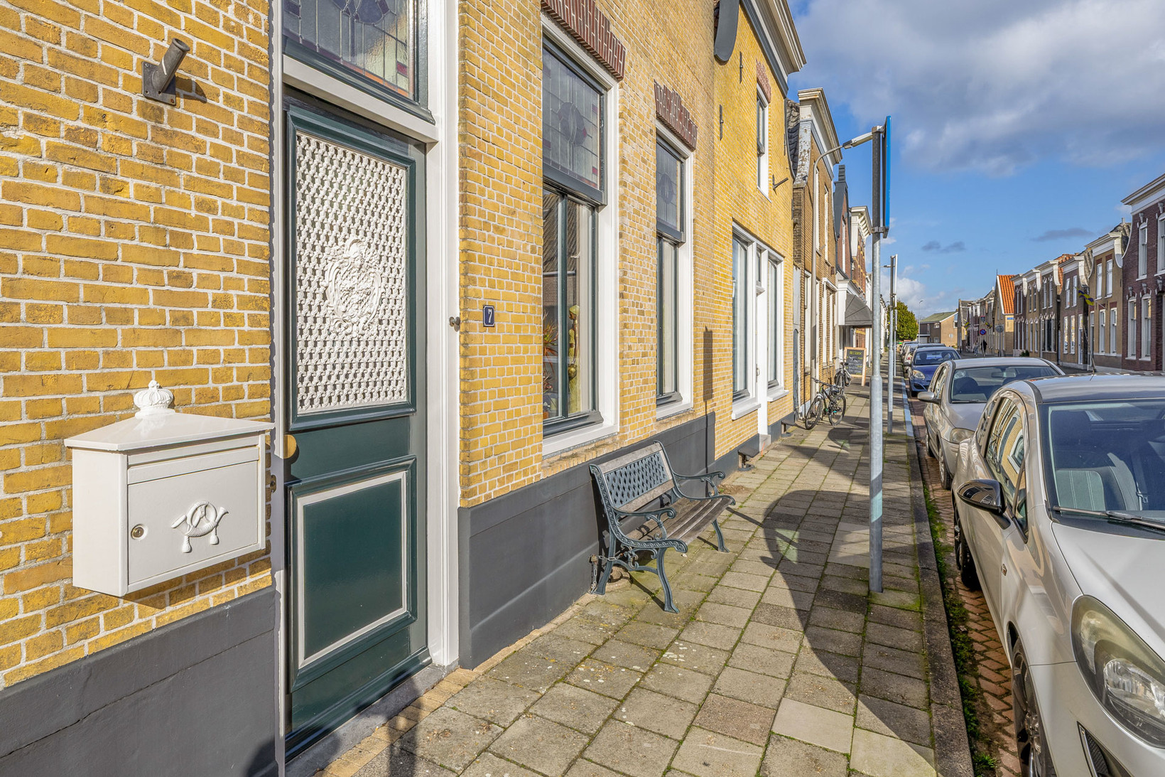 Tussenwoning te koop: Binnenweg 7, Sommelsdijk