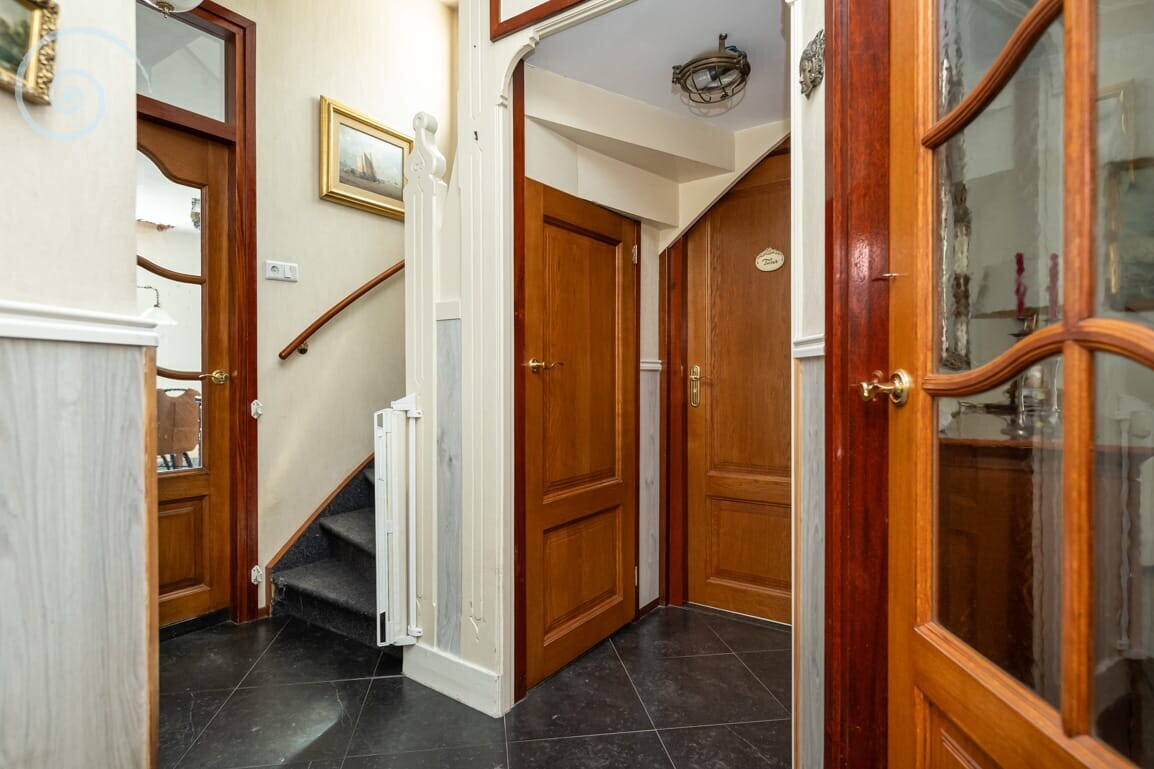 Tussenwoning te koop: Voorstraat 38, Sommelsdijk
