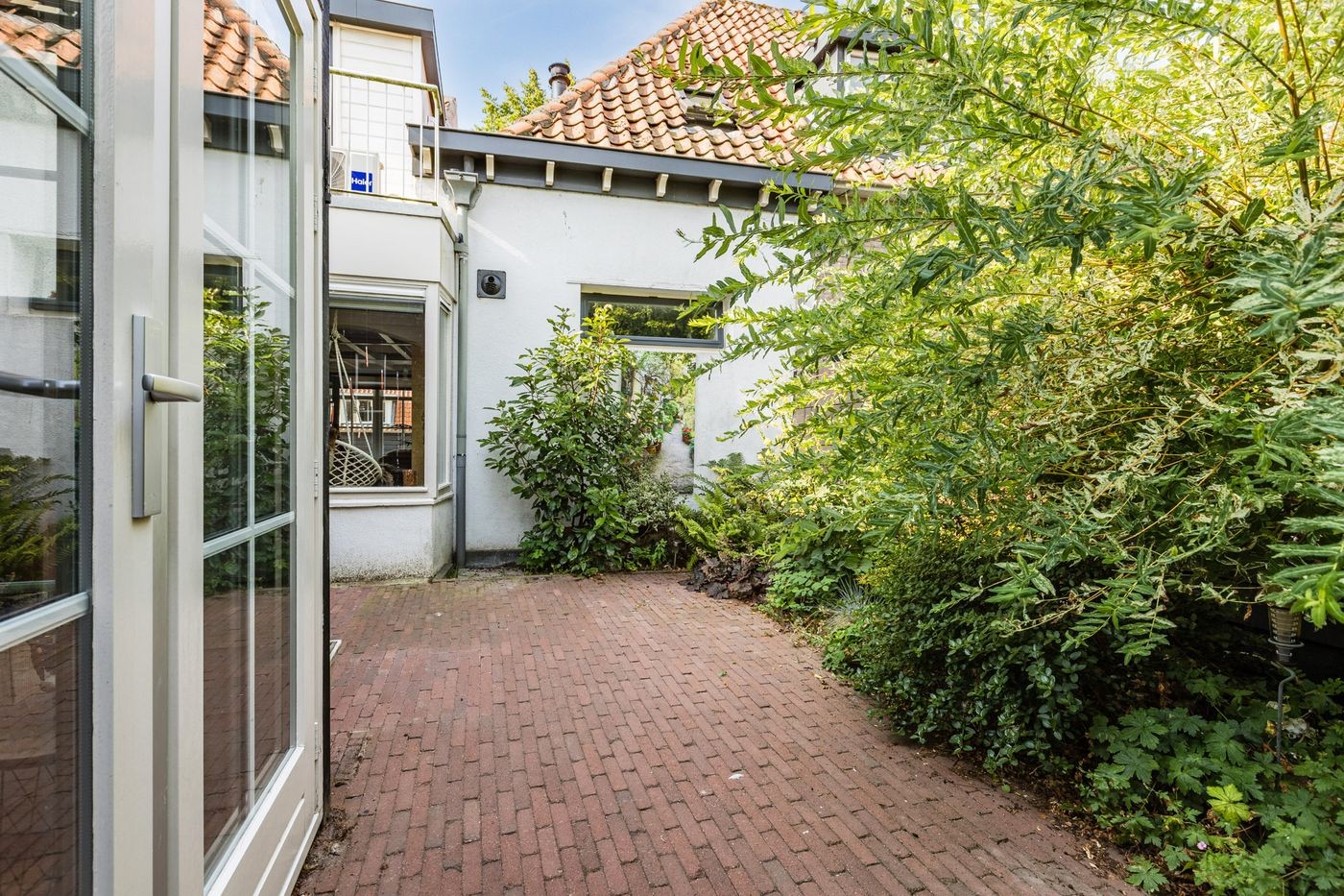 Hoekwoning te koop: Westdijk 27, Sommelsdijk