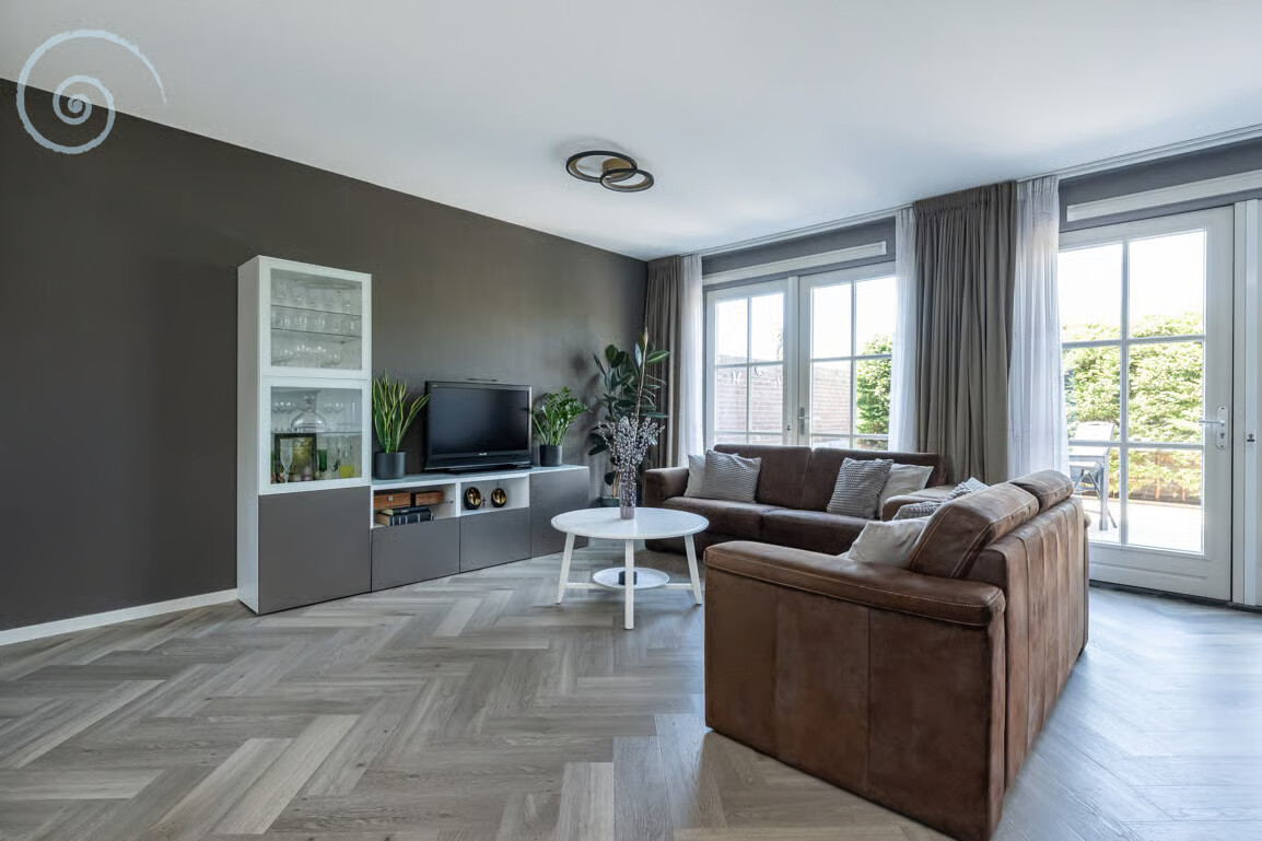 Tussenwoning te koop: Havenkom 10, Sommelsdijk