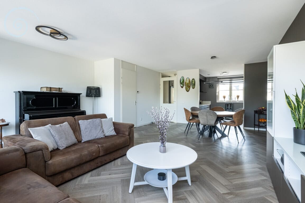 Tussenwoning te koop: Havenkom 10, Sommelsdijk