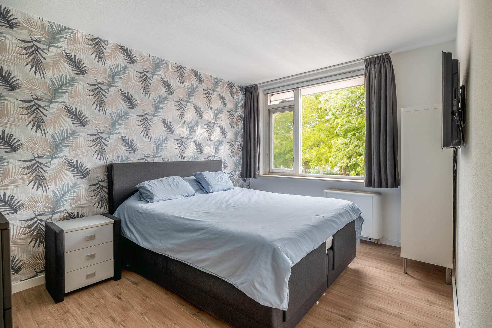 Twee-onder-één-kap te koop: Betje Wolffstraat 10, Sommelsdijk