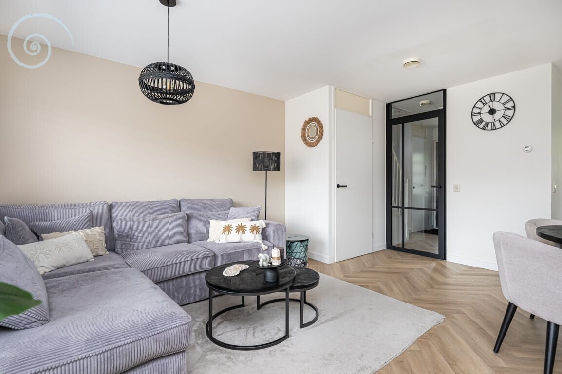 Tussenwoning te koop: Isaäc da Costastraat 33, Sommelsdijk