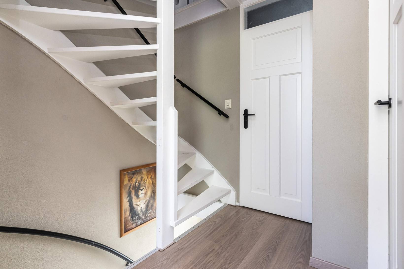 Tussenwoning te koop: Koolmees 107, Sommelsdijk