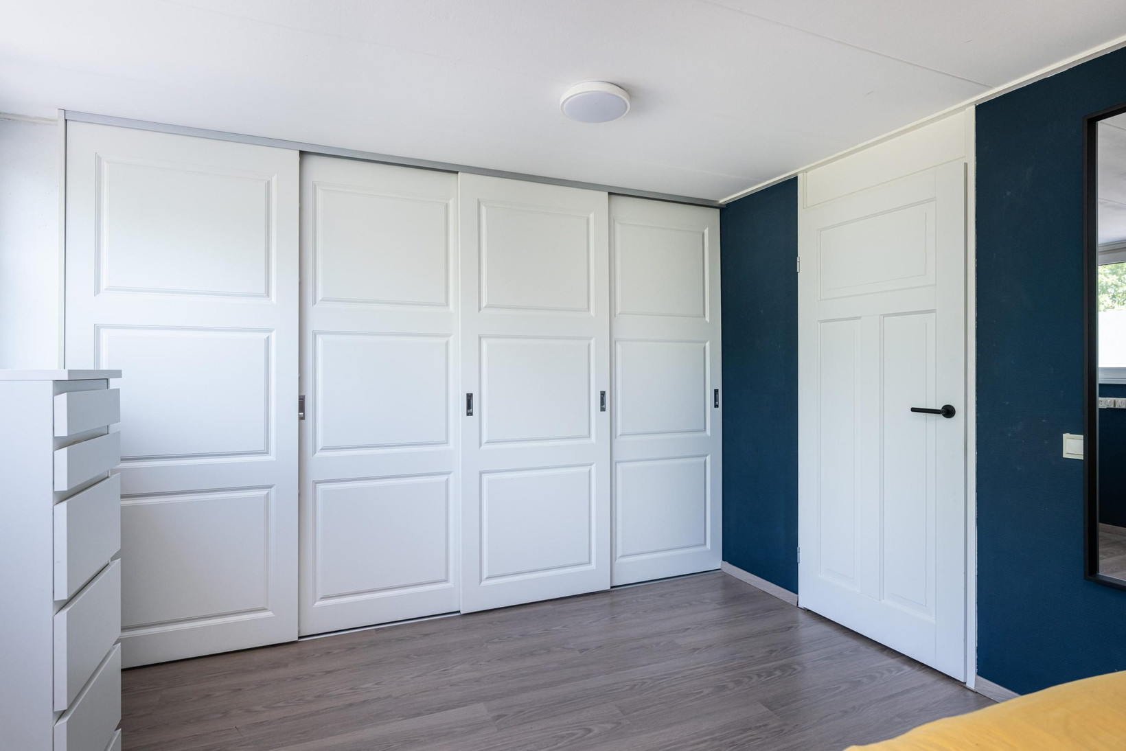 Tussenwoning te koop: Koolmees 107, Sommelsdijk