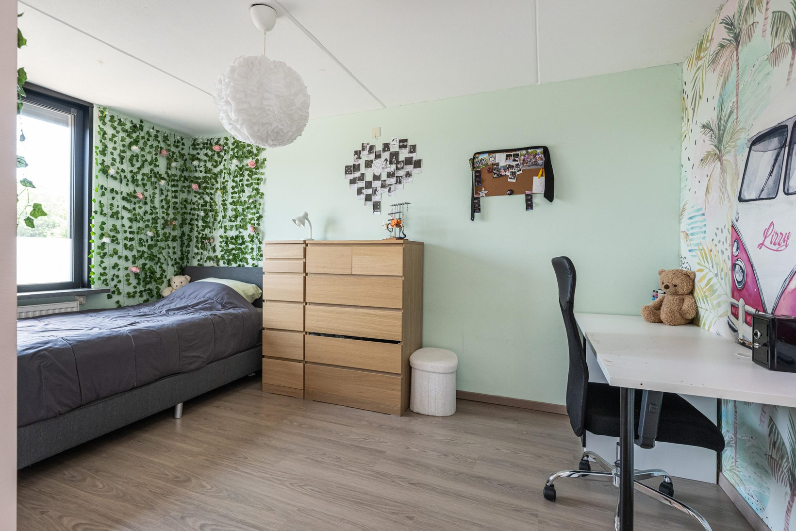 Tussenwoning te koop: Koolmees 107, Sommelsdijk