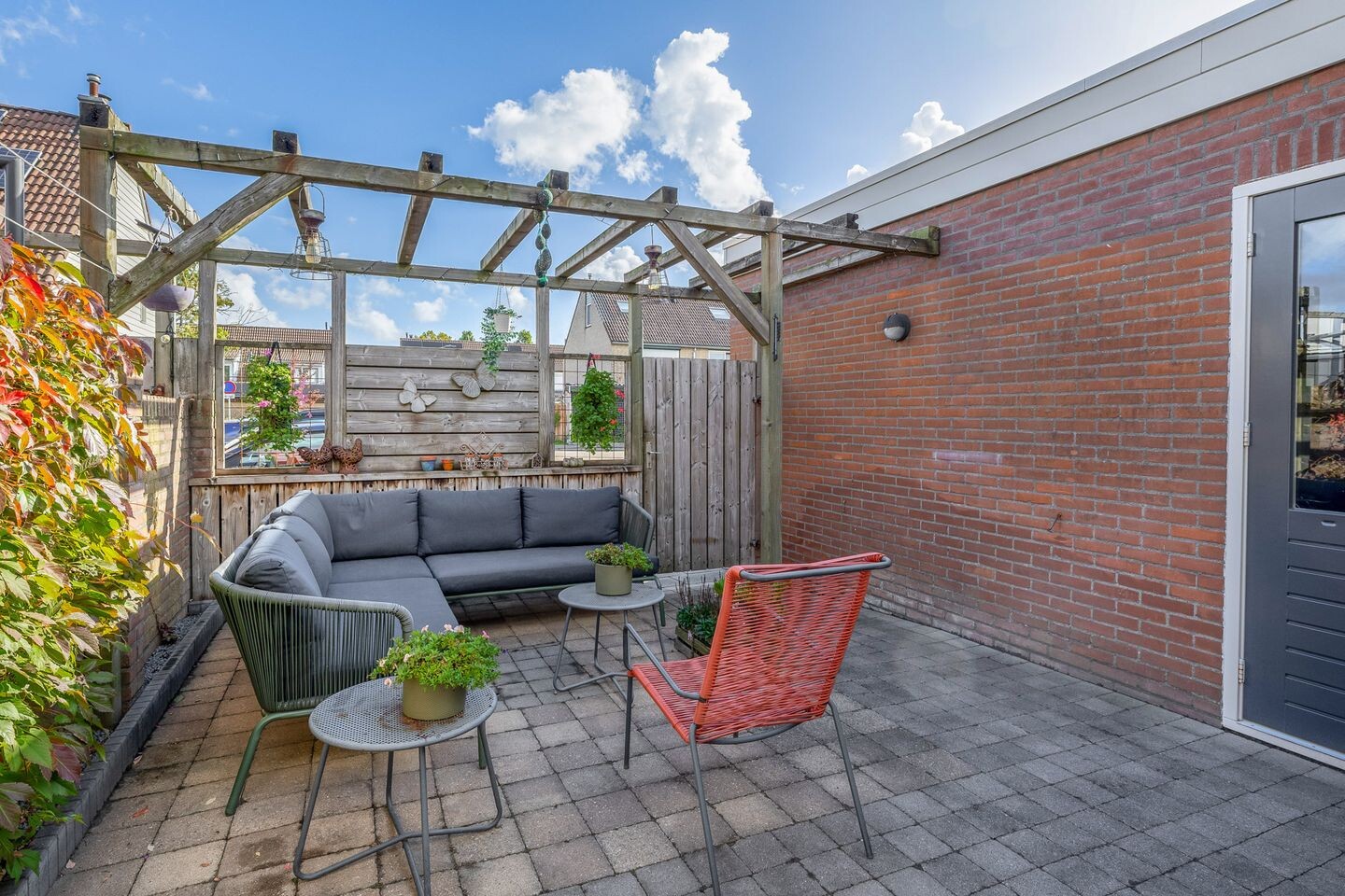 Hoekwoning te koop: Lijster 27, Sommelsdijk