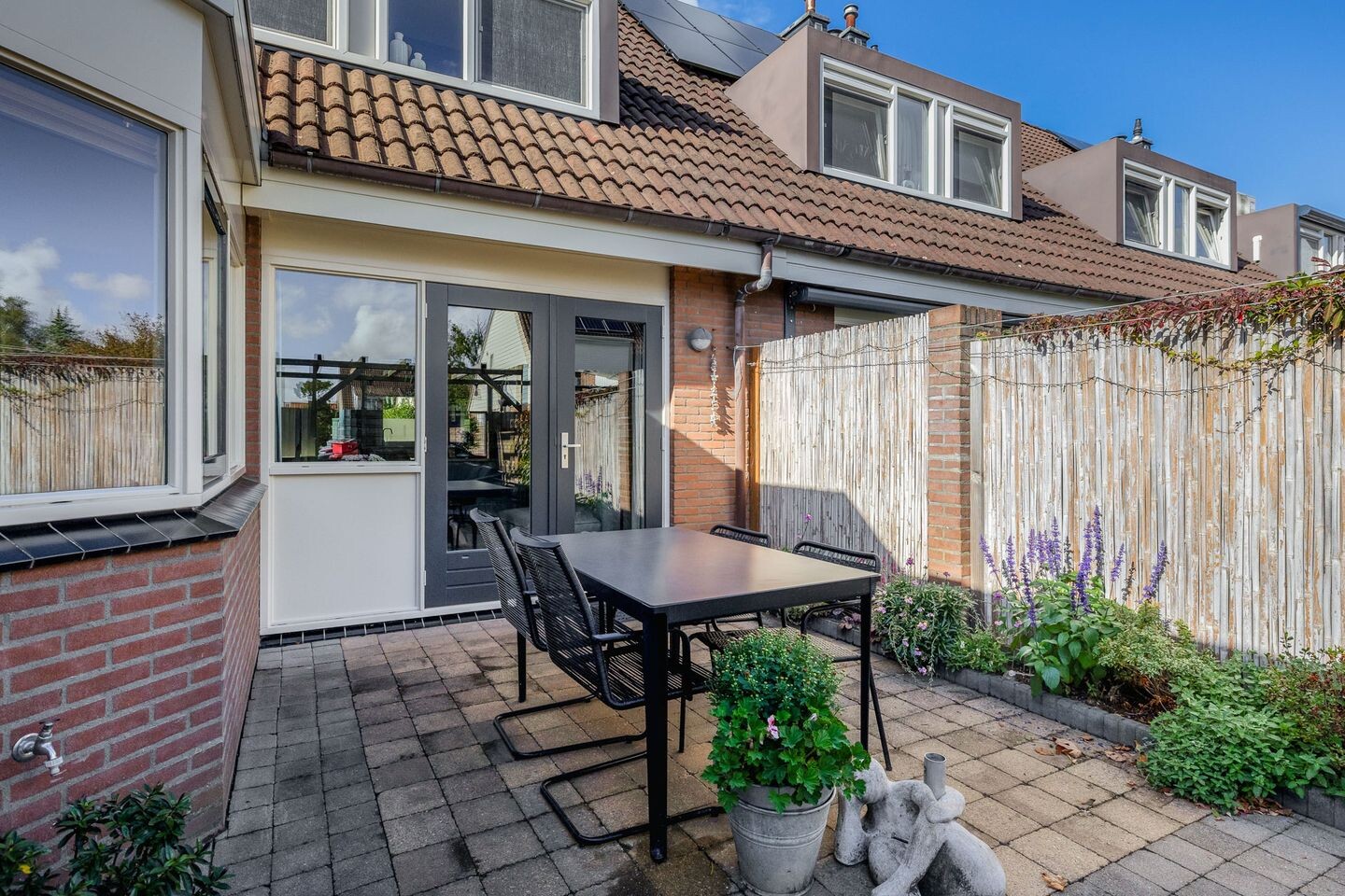 Hoekwoning te koop: Lijster 27, Sommelsdijk