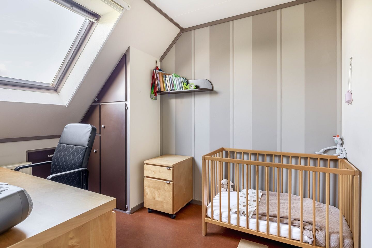 Hoekwoning te koop: Lijster 27, Sommelsdijk