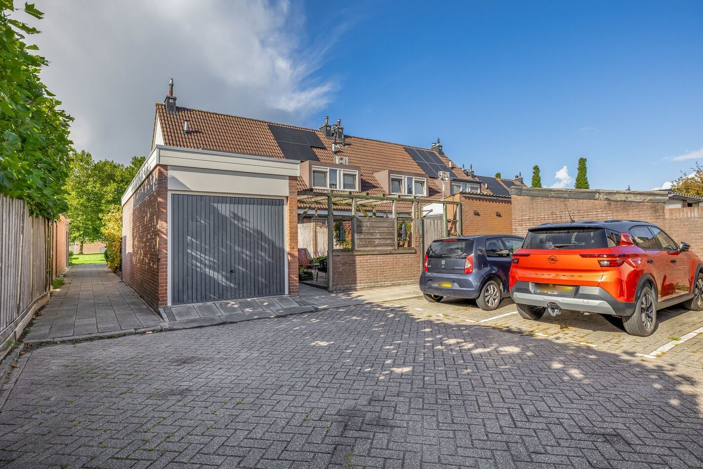 Hoekwoning te koop: Lijster 27, Sommelsdijk