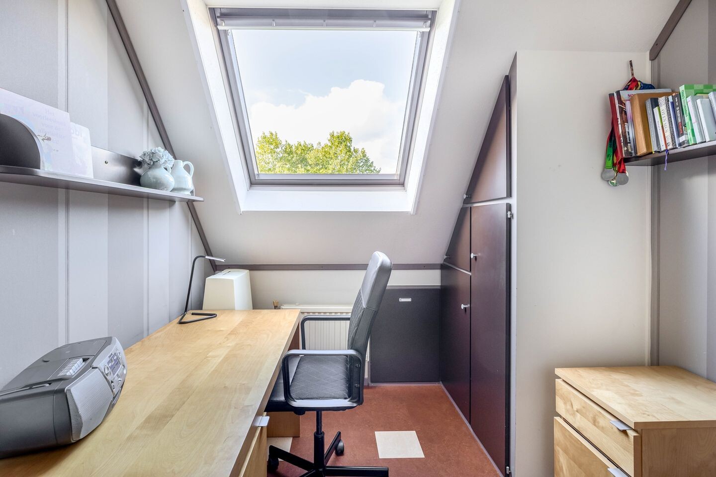 Hoekwoning te koop: Lijster 27, Sommelsdijk