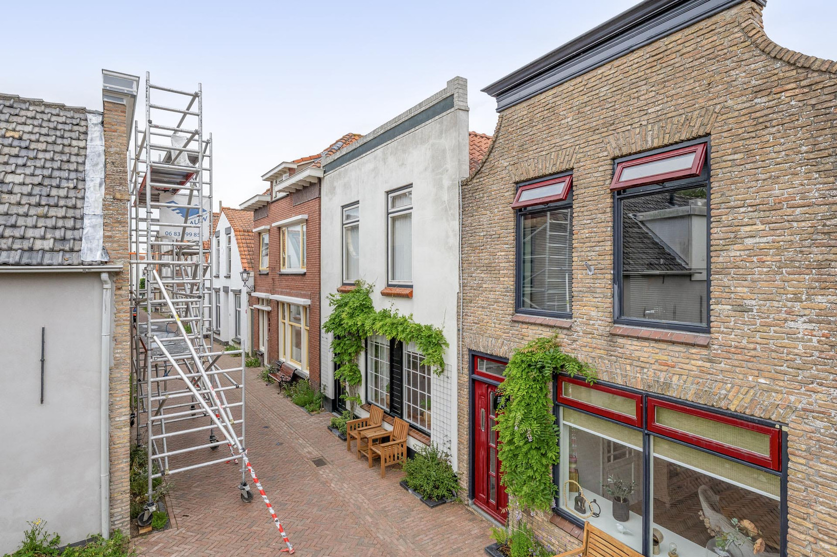 Tussenwoning te koop: Straatdijk 17, Dirksland