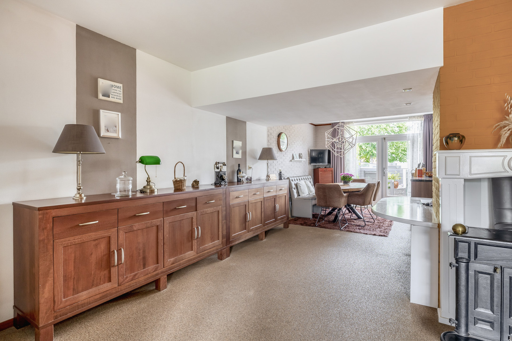 Tussenwoning te koop: Straatdijk 17, Dirksland