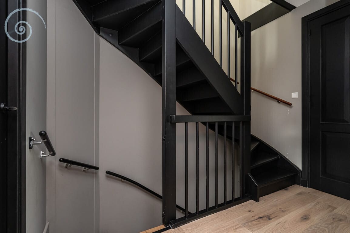Tussenwoning te koop: Iepenlaan 41, Dirksland