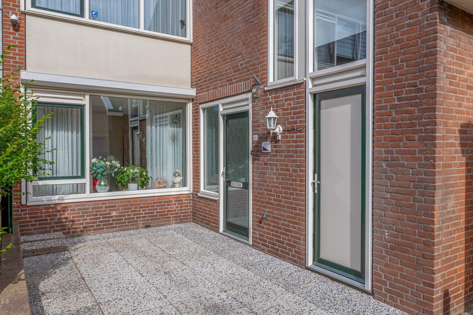 Hoekwoning te koop: Berkehof 10, Dirksland