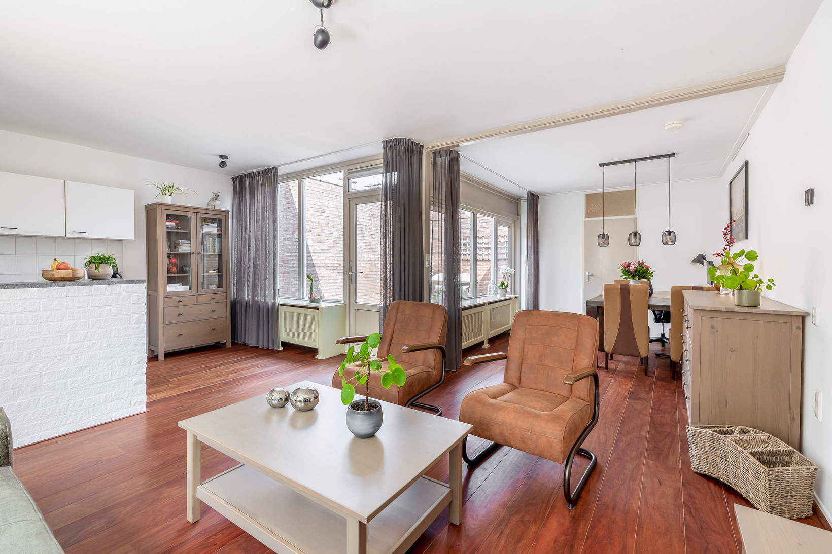 Appartement te koop: Esdoornhof 15, Dirksland