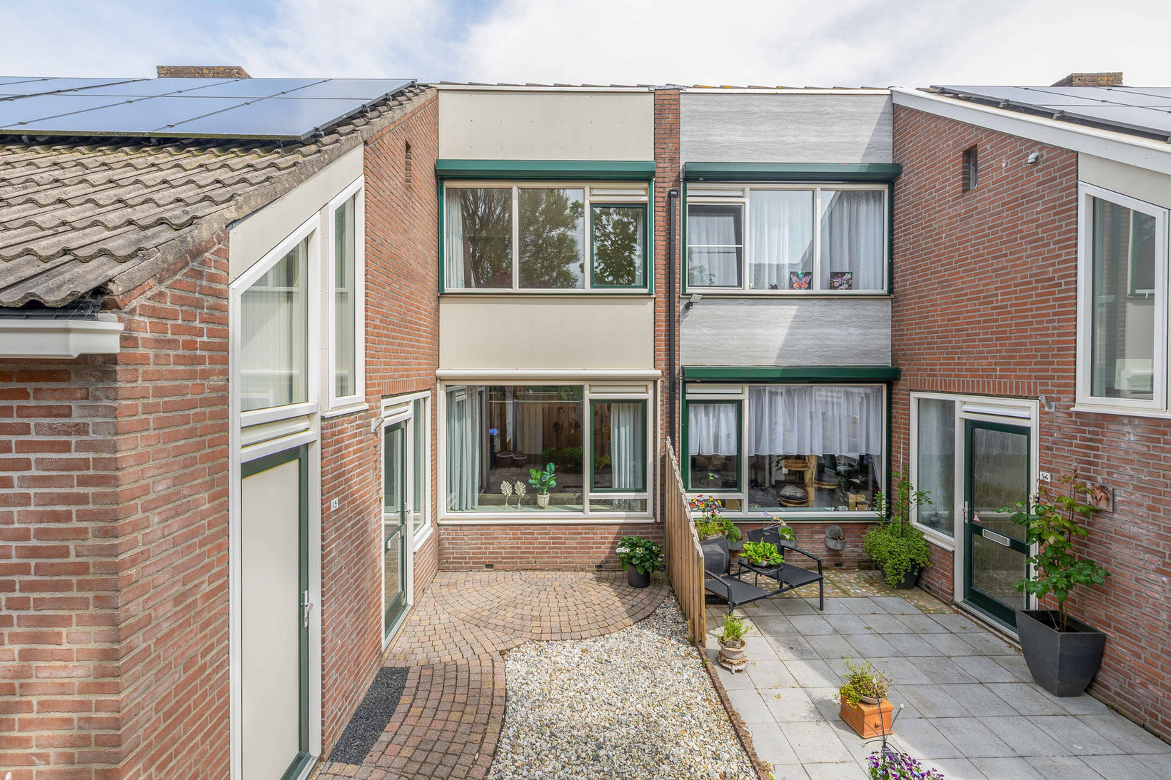 Appartement te koop: Esdoornhof 15, Dirksland