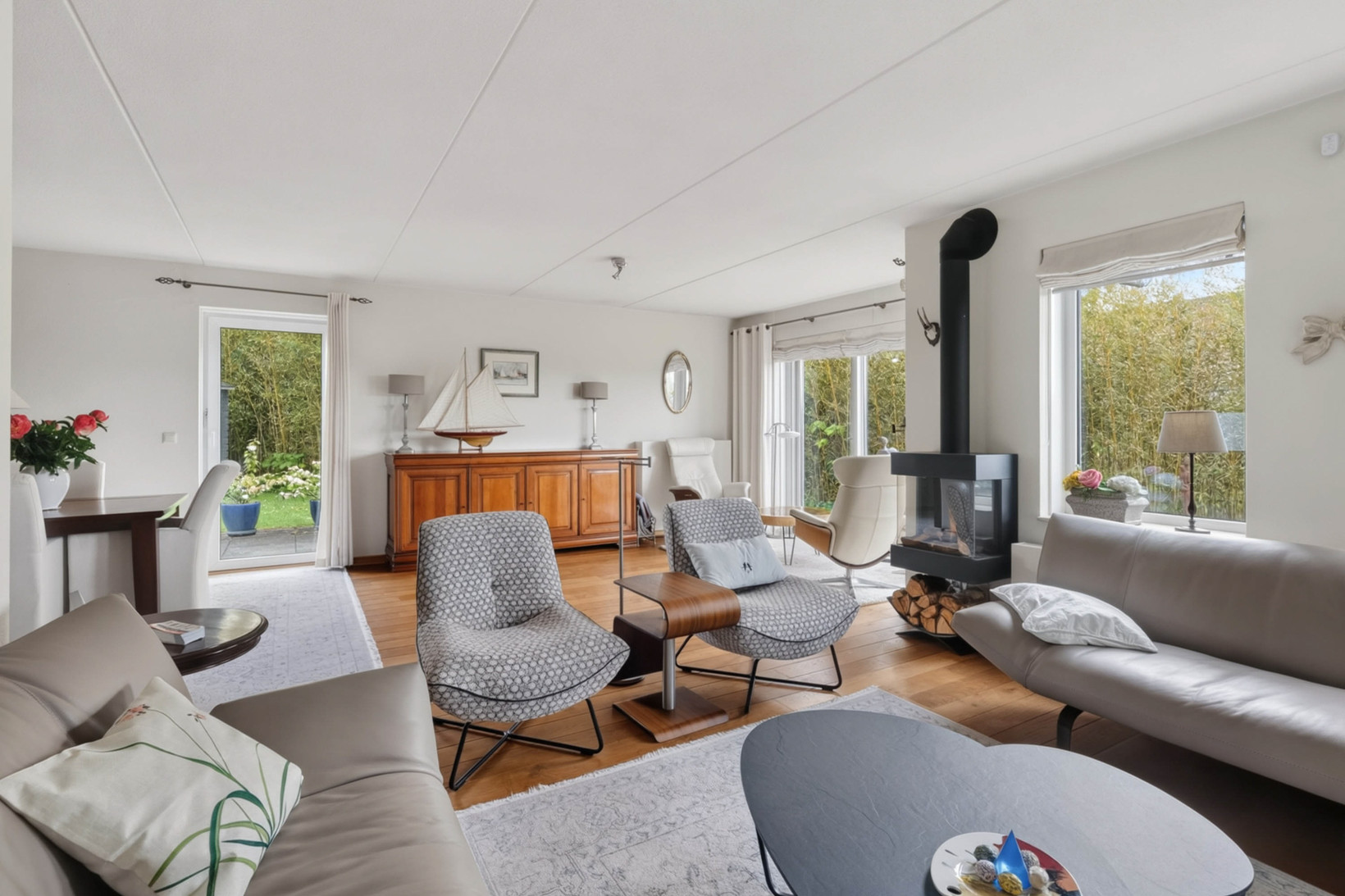 Vrijstaande woning te koop: Kreeke 7, Dirksland