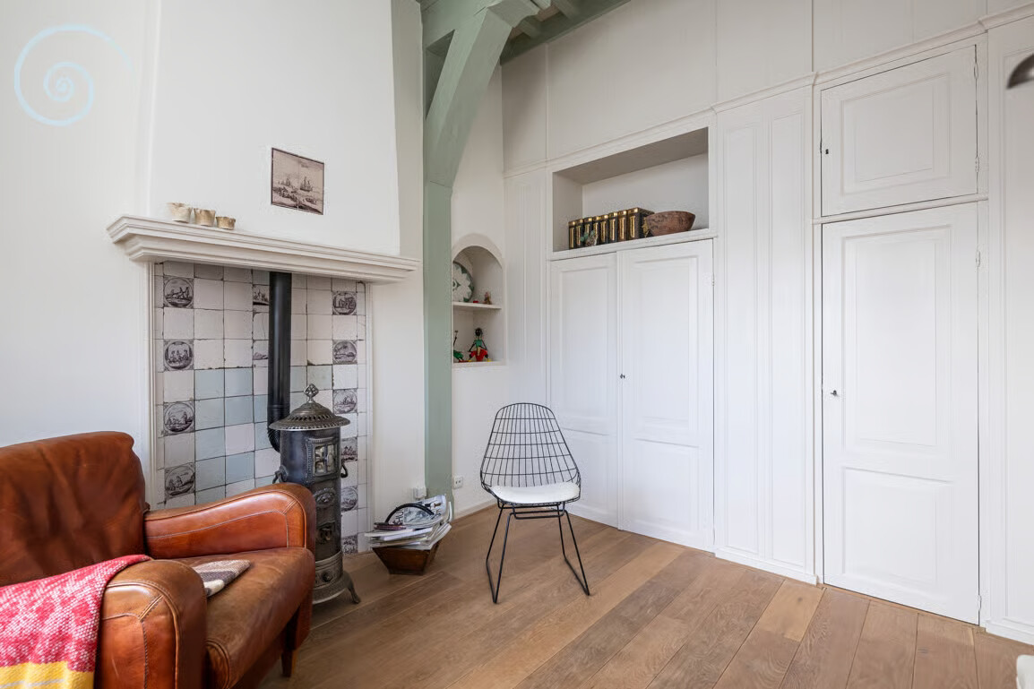 Tussenwoning te koop: Markt 6, Goedereede