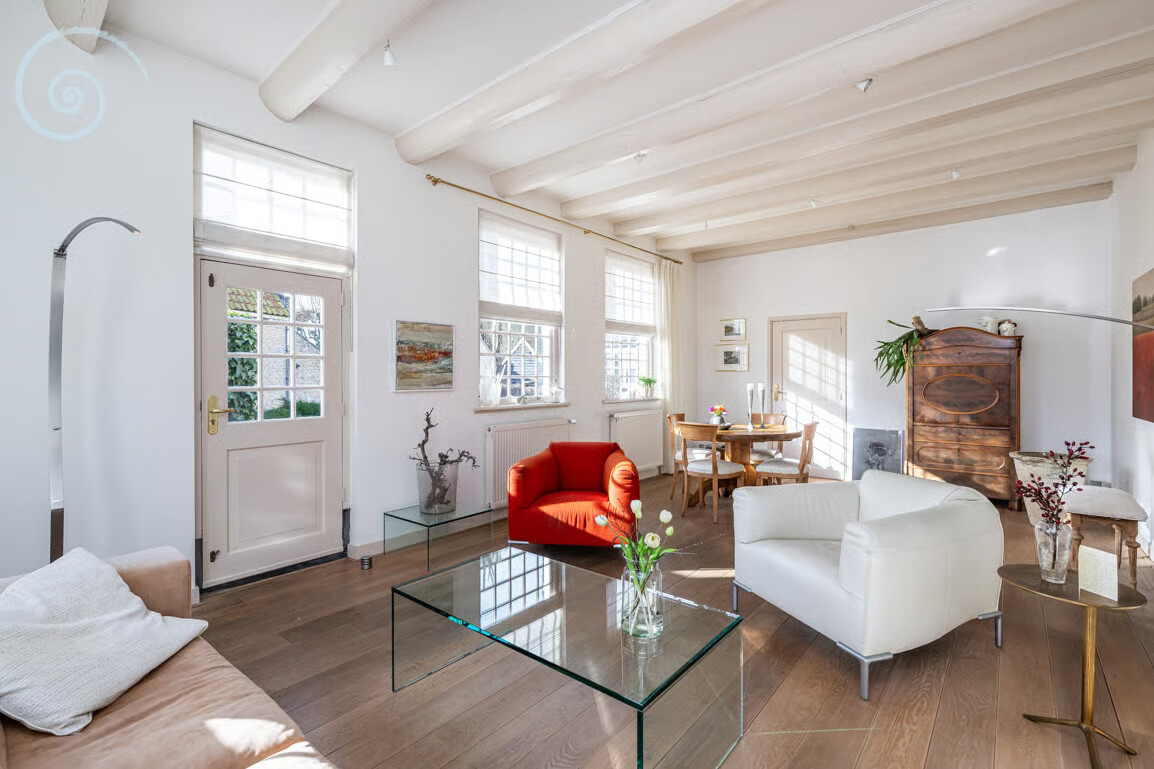 Tussenwoning te koop: Markt 6, Goedereede