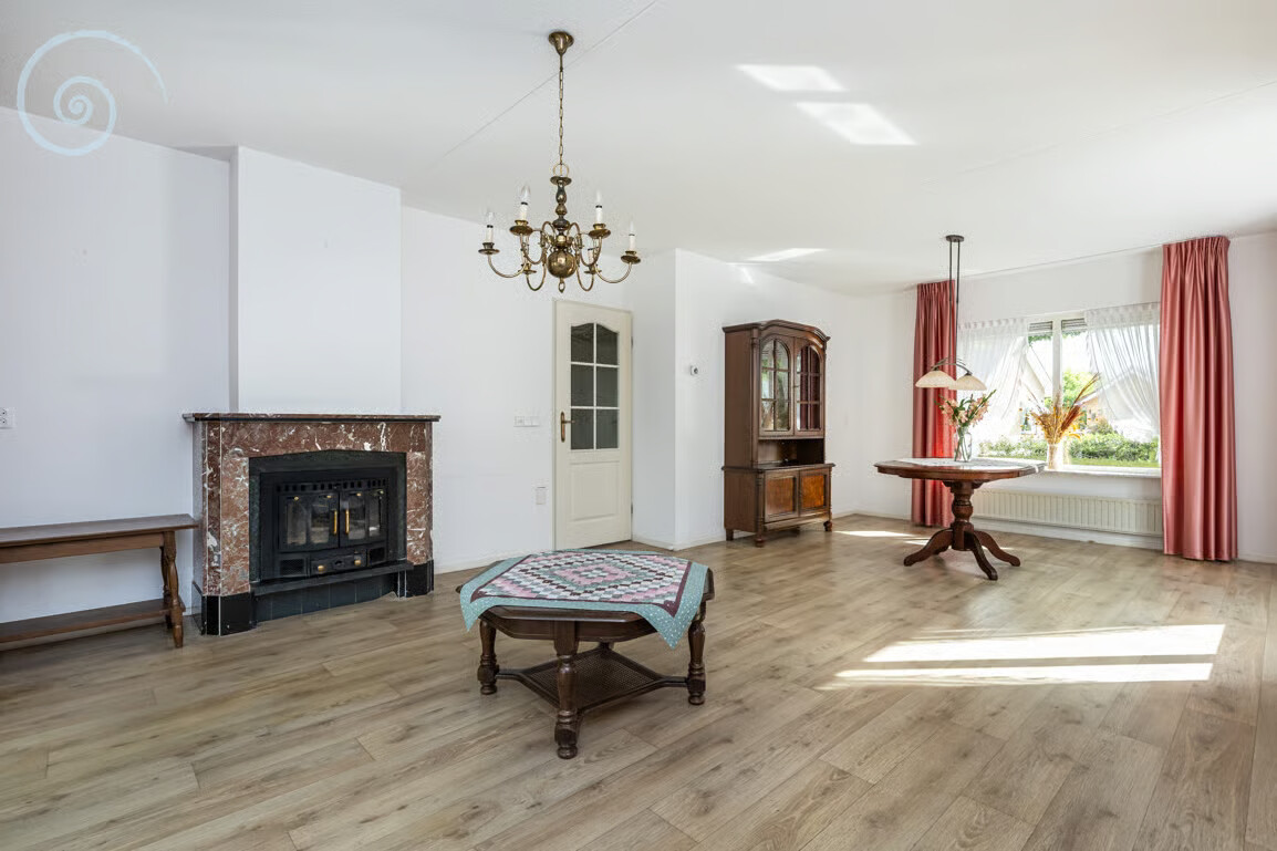 Vrijstaande woning te koop: Dirkdoensweg 13A, Ouddorp