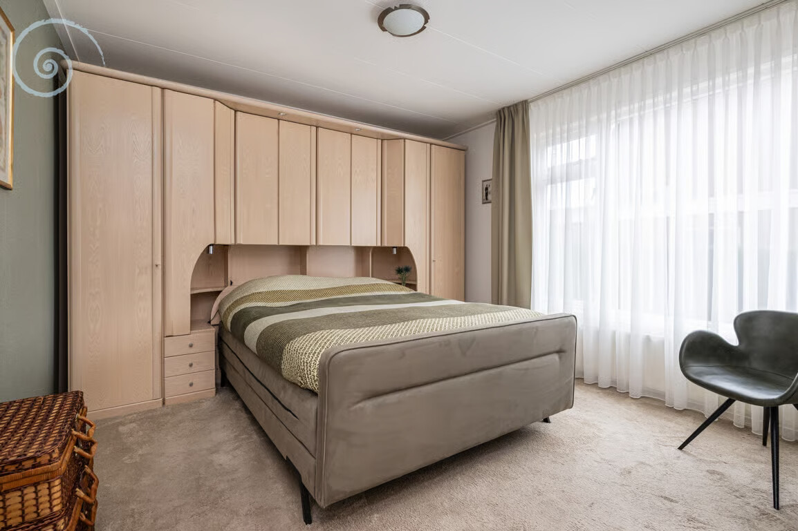 Vrijstaande woning te koop: Diependorst 166, Ouddorp