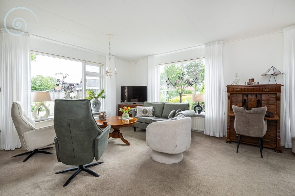 Vrijstaande woning te koop: Diependorst 166, Ouddorp