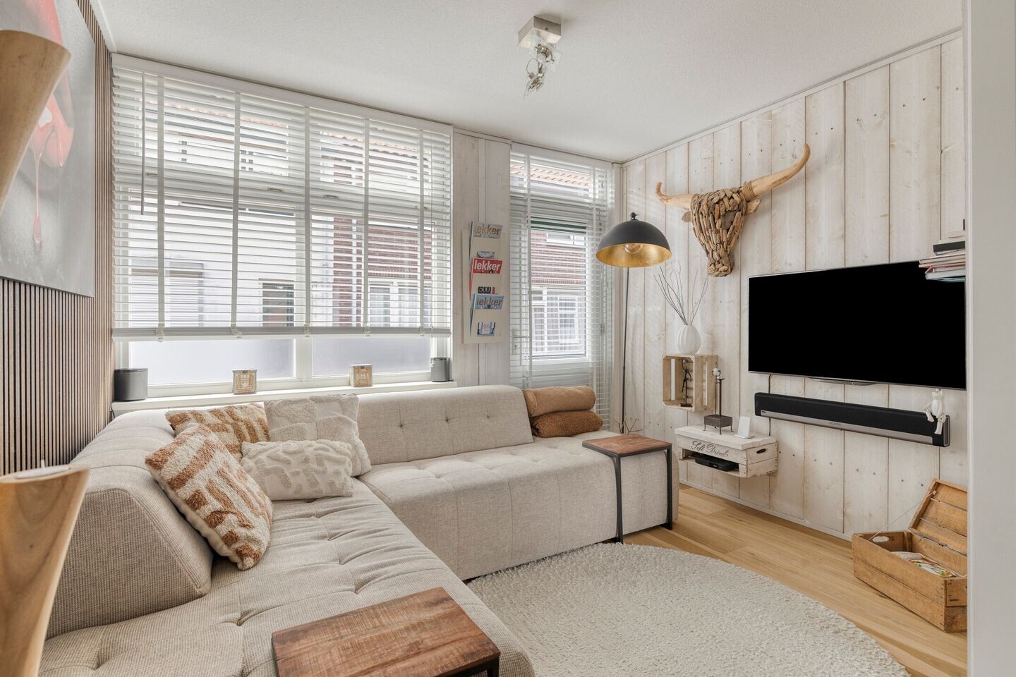 Tussenwoning te koop: Beneden Molendijk 7, Ooltgensplaat